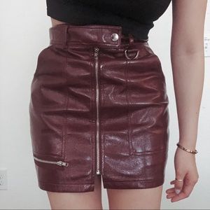 Loren Vinyl Zip Detail mini skirt